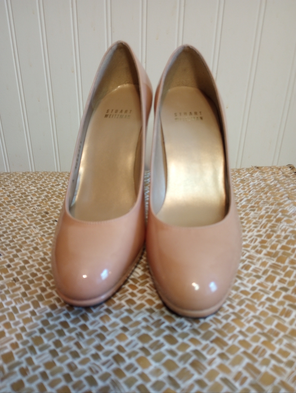 Stuart Weitzman Nude Patent Leather Heels Pumps Size 5.5 EUC - Picture 4 of 15